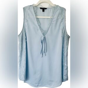Elegant Lace Trim Sleepwear in Light Blue